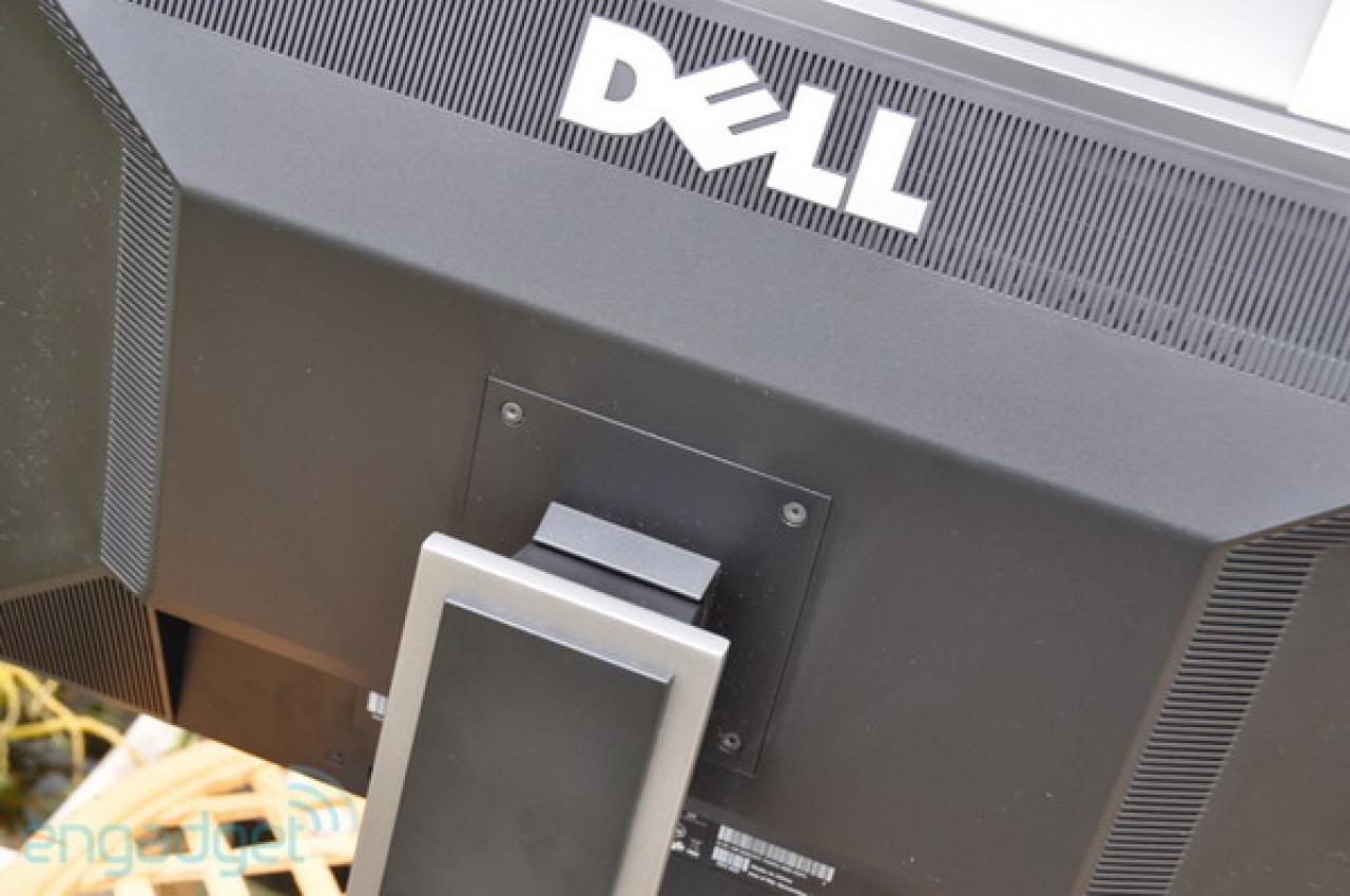 [07/01/2010] Dell U2711 (1)