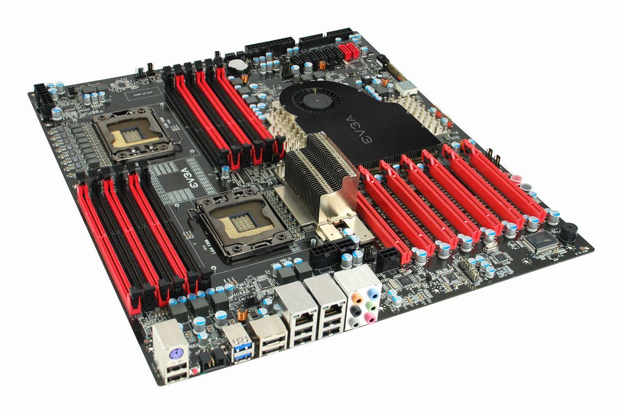 [09/01/2010] EVGA mit Dual-Sockel-Mainboard auf der CES (8)