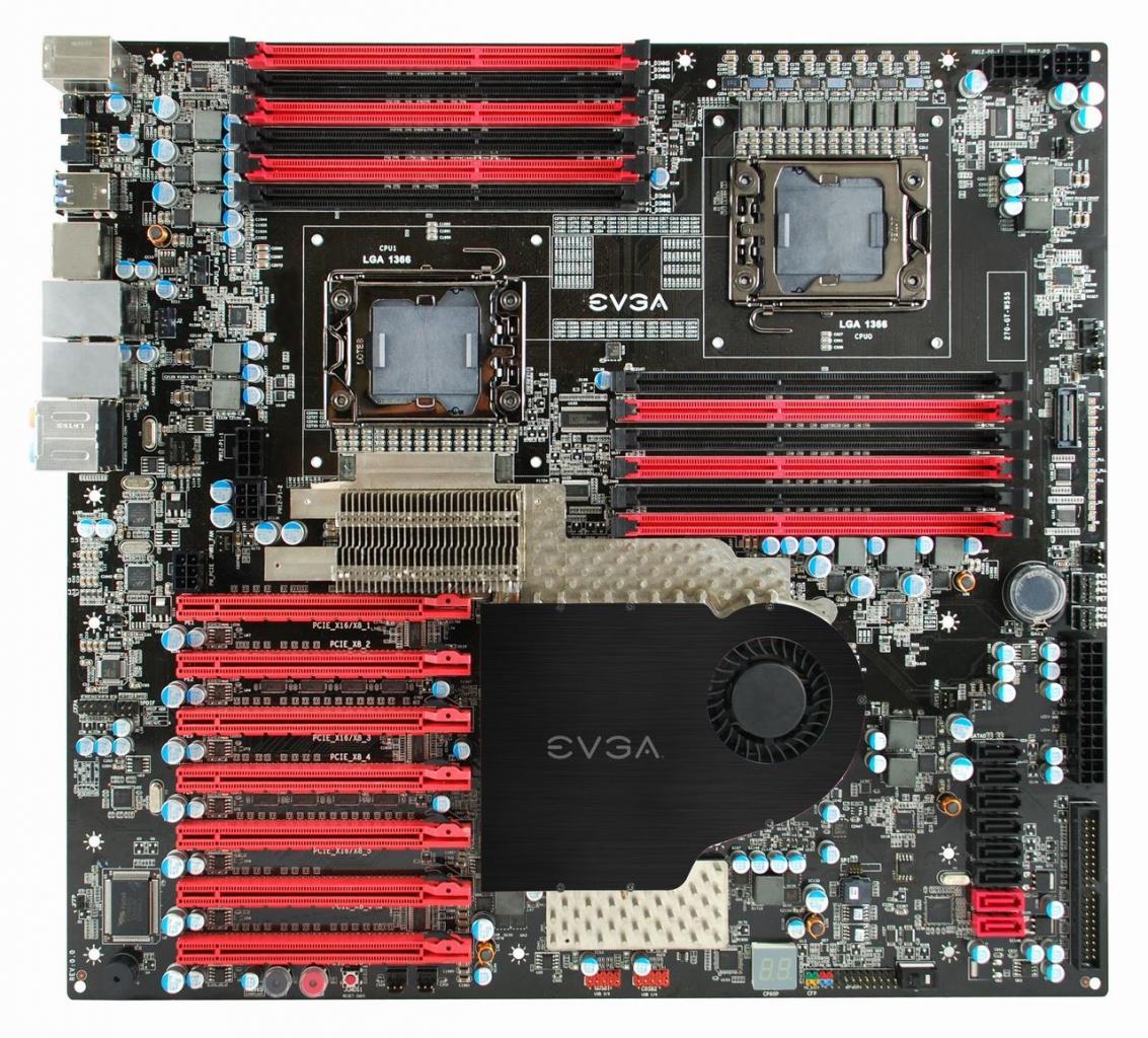 [09/01/2010] EVGA mit Dual-Sockel-Mainboard auf der CES (2)