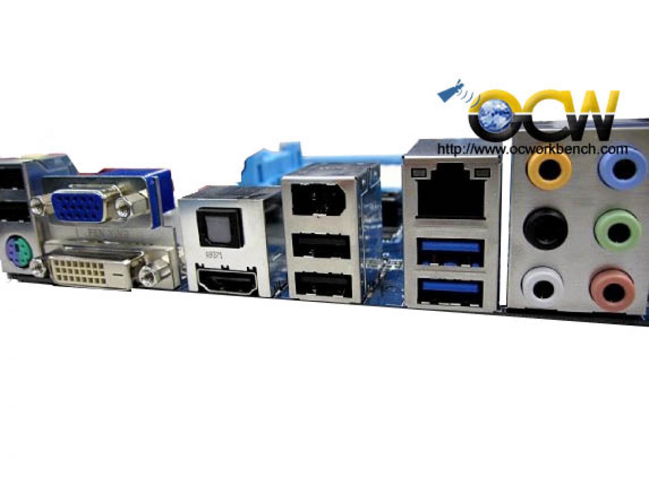 [21/01/2010] Gigabyte GA-890GPA-UD3H mit AMD 890GX-Chipsatz: Fotos und Spezifikationen aufgetaucht (3)