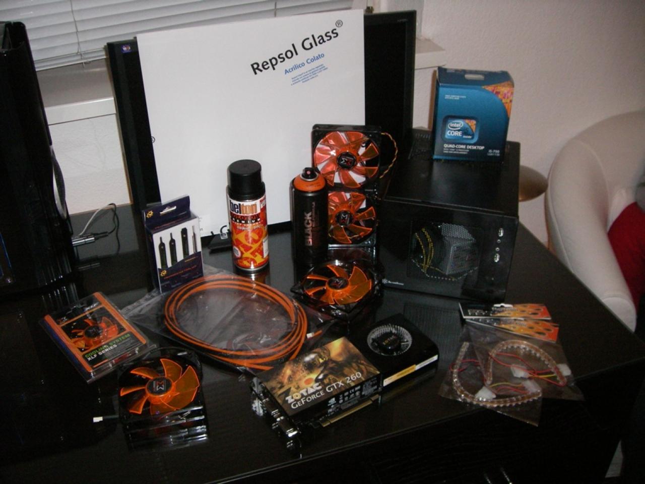 [09/01/2010] Tolles Casemod-Projekt: Schnelles, LAN-taugliches Mini-ITX-System mit Wakü (1)