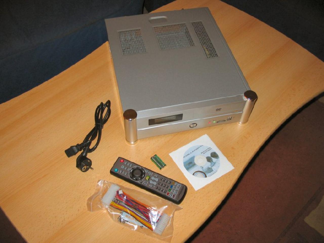 [19/01/2010] PCGHX: Lesertest des HTPC-Gehäuses LC Power LC-HT-1001S (2)