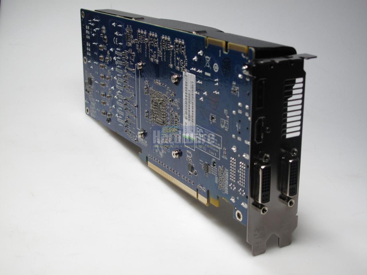 [28/01/2010] Sapphire Radeon HD 5870 Vapor-X Revision 2 (5)
