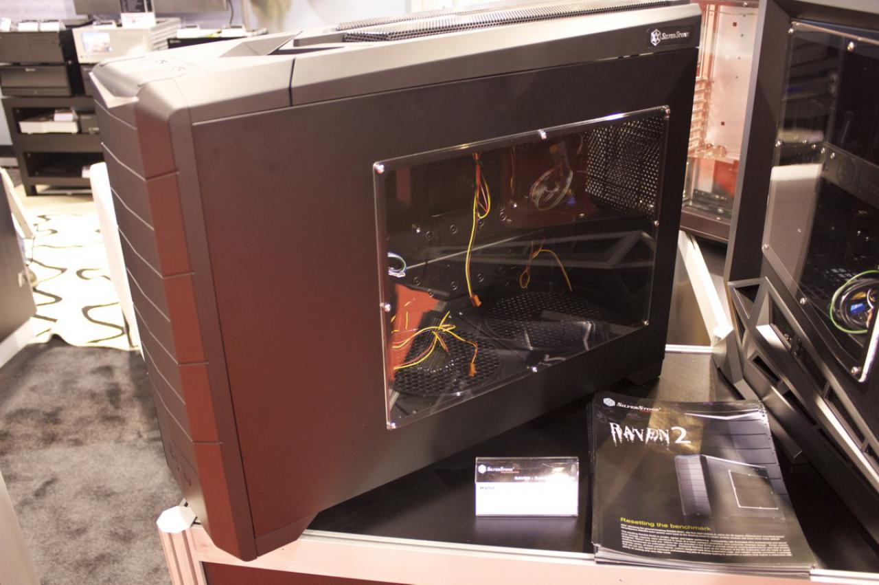 [09/01/2010] Silverstone auf der CES 2010 (31)