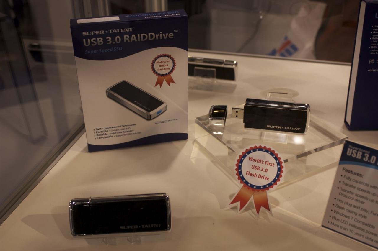 [09/01/2010] Supertalent auf der CES 2010 (27)