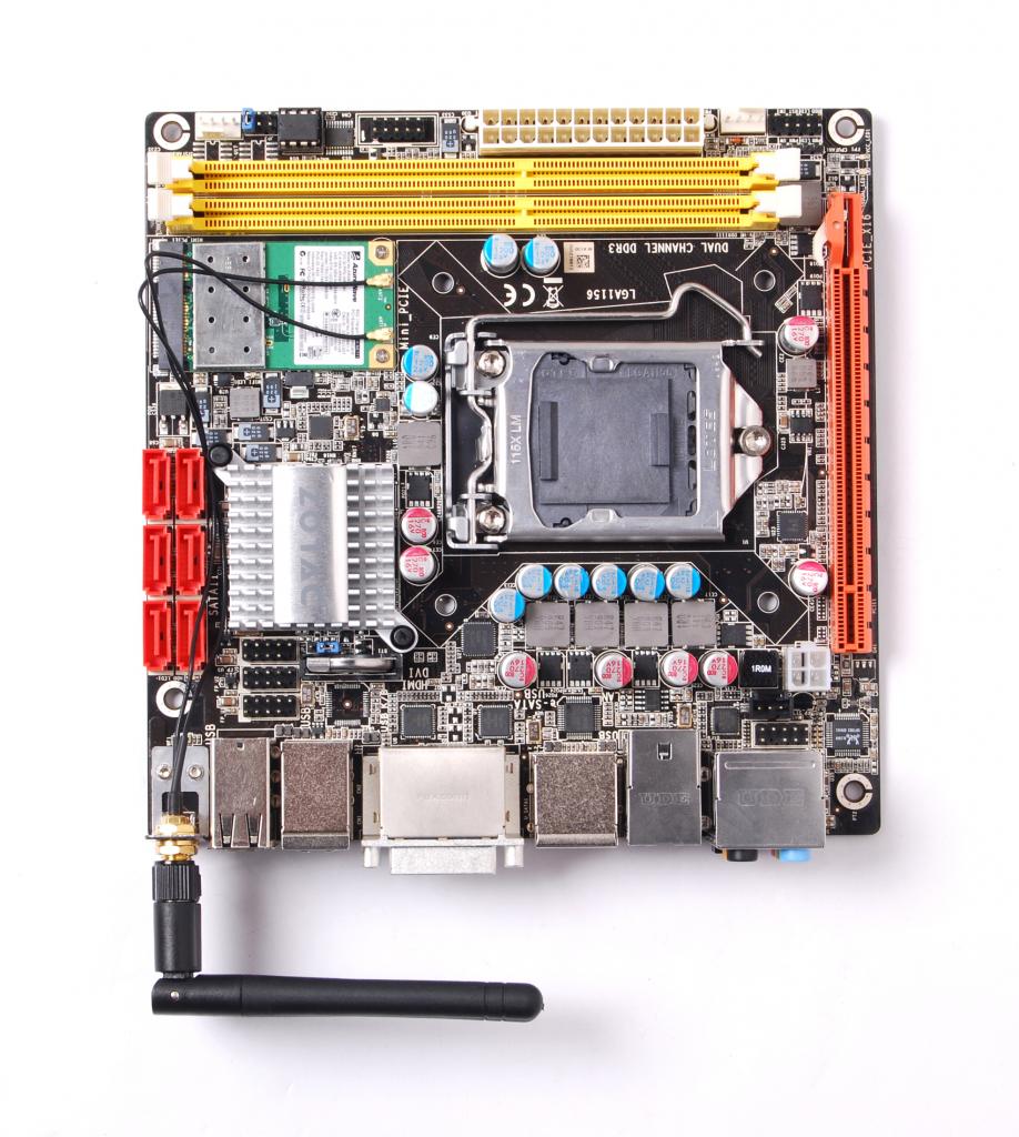 [11/01/2010] Zotac H55-ITX (2)