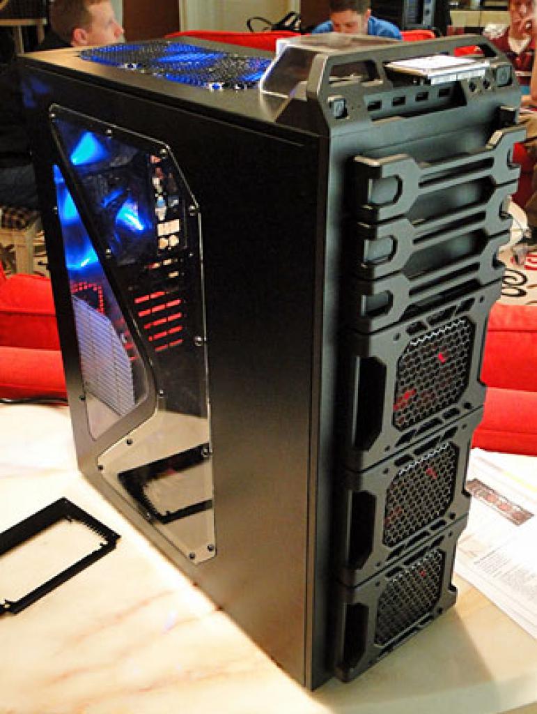 [11/01/2010] Antec DF-85