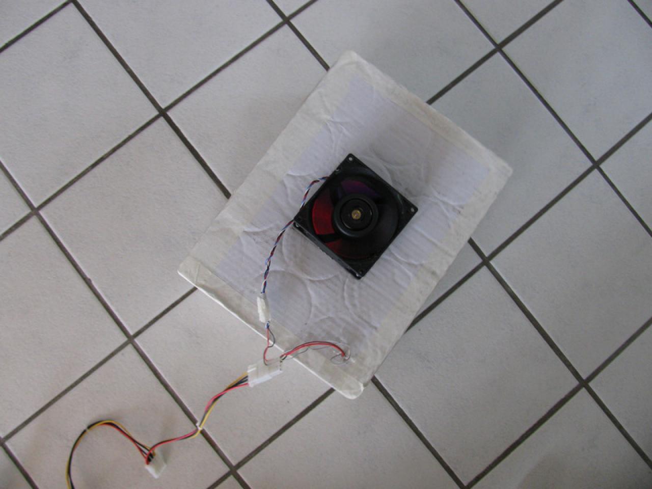 [03/01/2010] Casecon-Projekt: Gehäuse in Pixel-Optik im Eigenbau plus Delta-Hovercraft (28)
