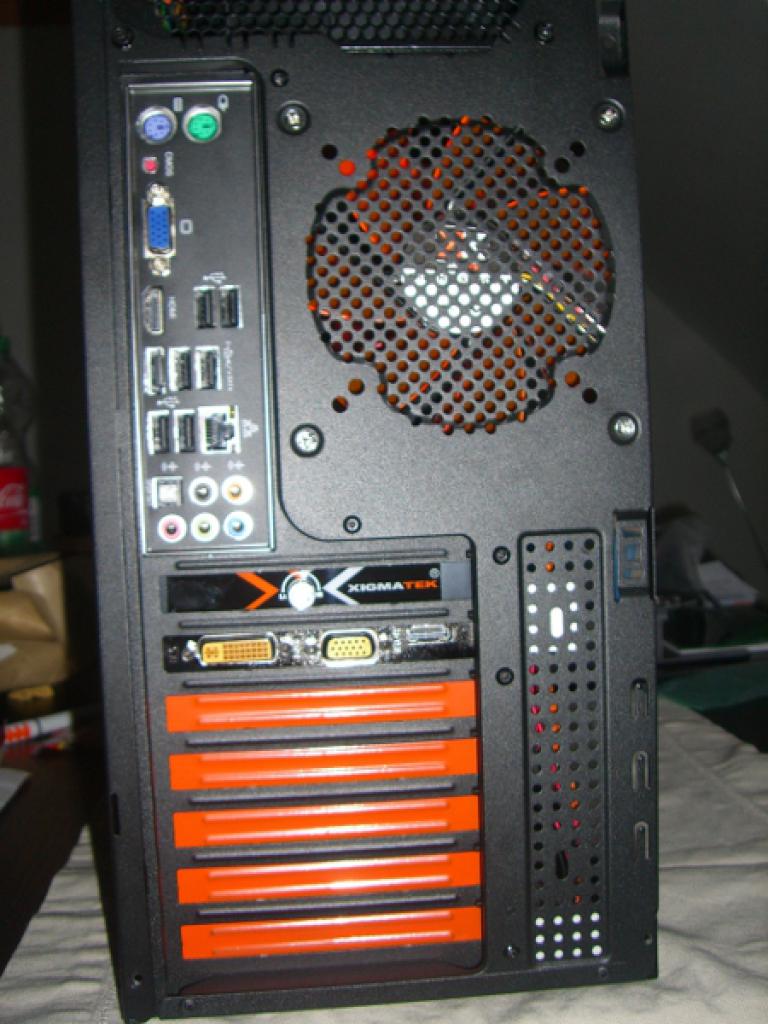 [16/01/2010] Casemod-Projekt eines Pechvogels: Perlen vor die Säue (19)