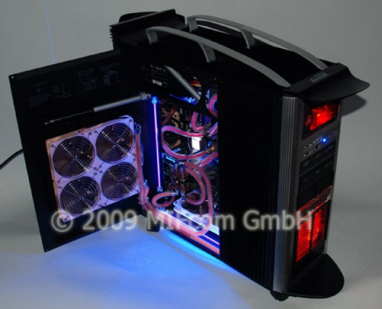 [15/02/2010] High-End-PC MIFcom SwordM-975XE V2 mit zwei Wasserkühlungs-Kreisläufen und Quad-Crossfire (3)