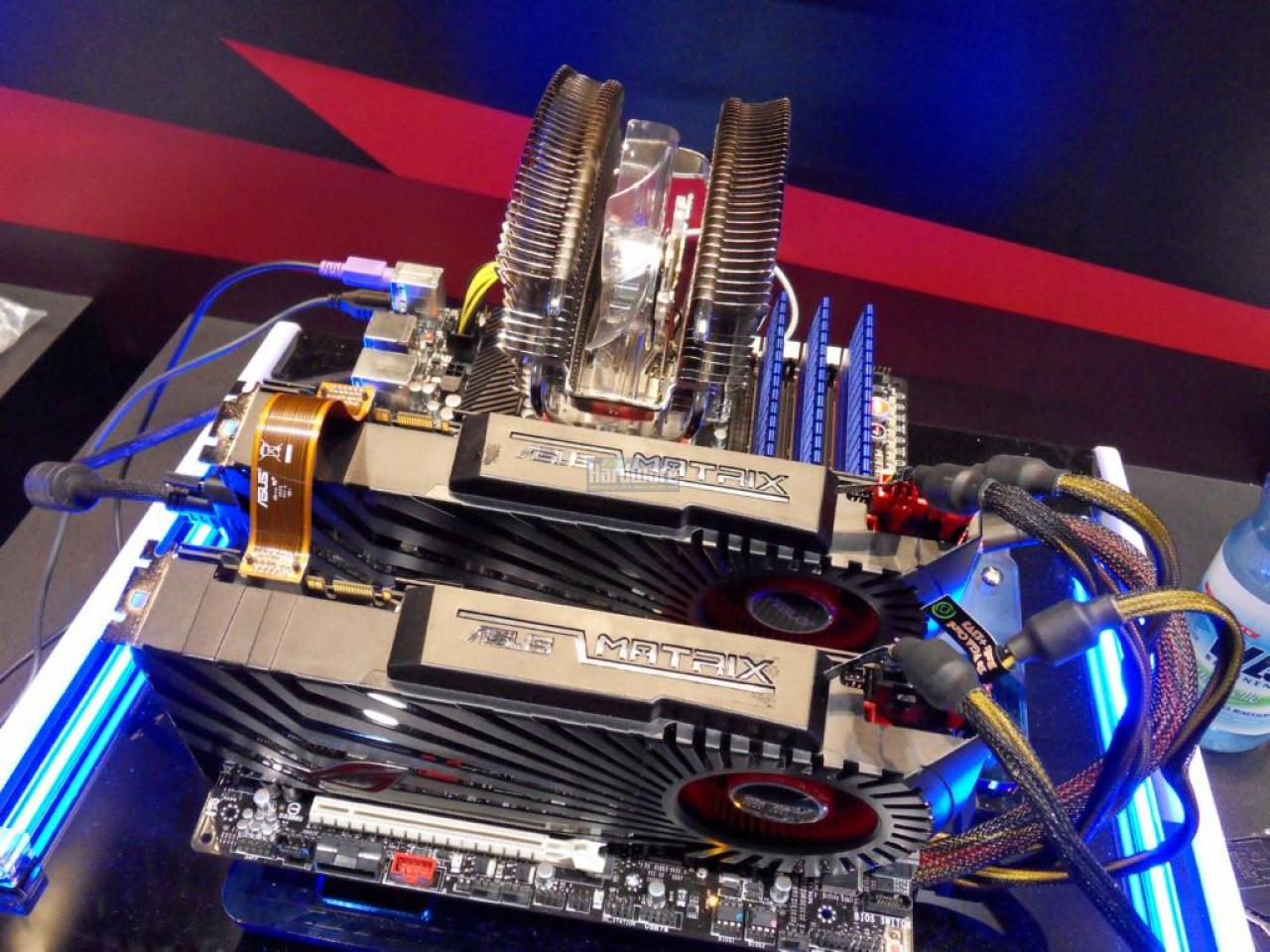 [28/02/2010] Asus-HD5870-Matrix-04
