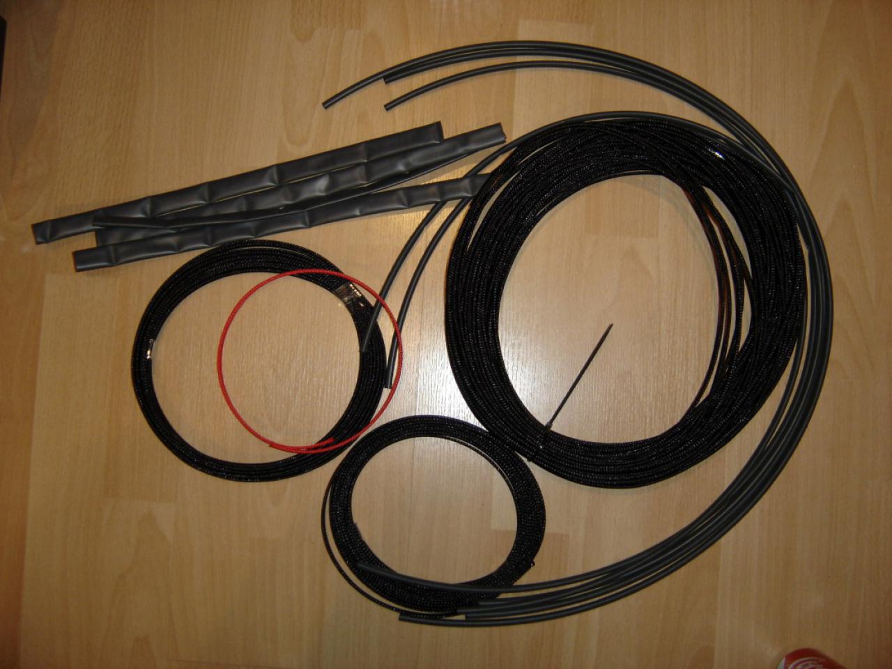 [19/02/2010] Schrauber-Projekt: Pseudo-HTPC in Schwarz/Rot-Optik (21)
