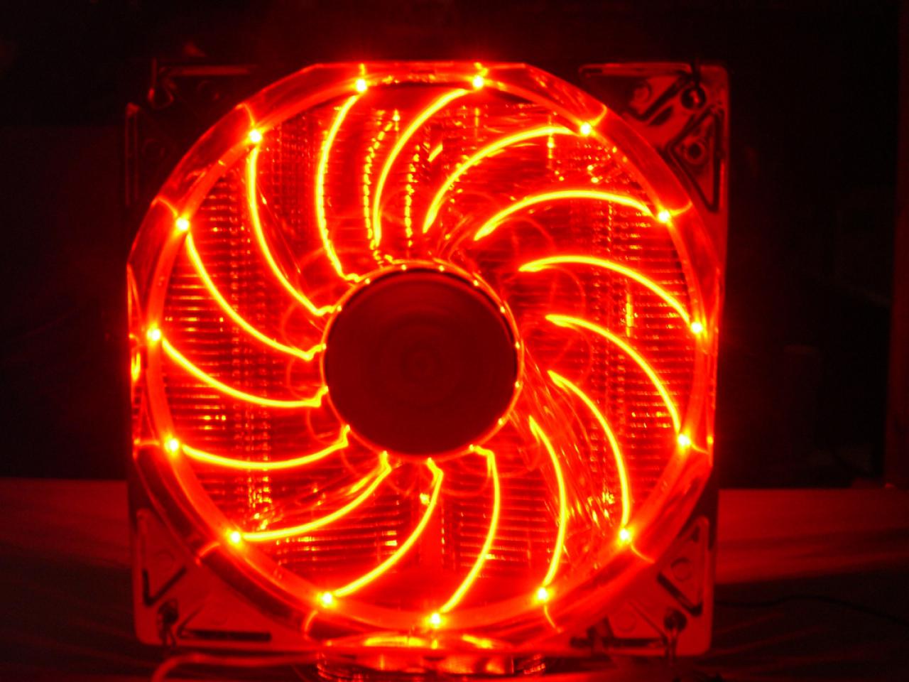 [19/02/2010] Schrauber-Projekt: Pseudo-HTPC in Schwarz/Rot-Optik (37)