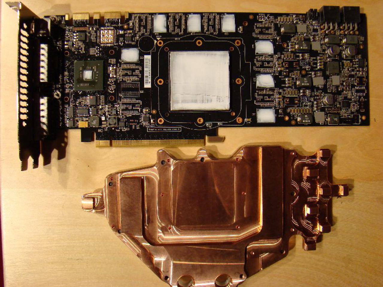 [09/02/2010] PCGH Extreme: Projekt Blue Orange (CM690 Modding) (46)