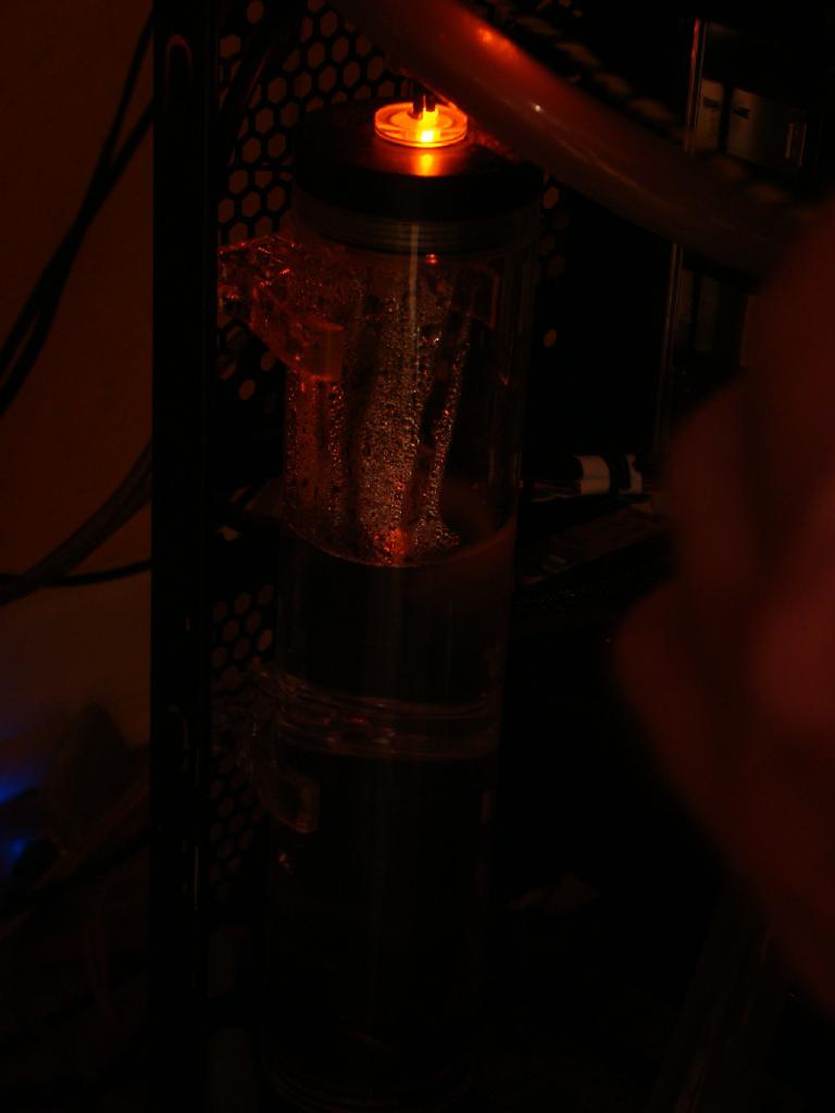 [09/02/2010] PCGH Extreme: Projekt Blue Orange (CM690 Modding) (58)