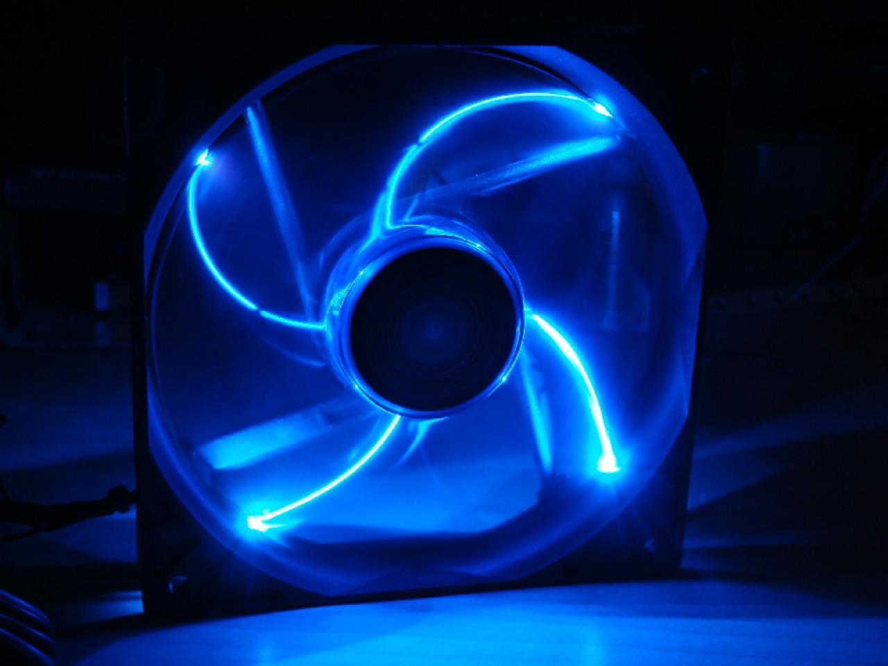 [09/02/2010] PCGH Extreme: Projekt Blue Orange (CM690 Modding) (65)