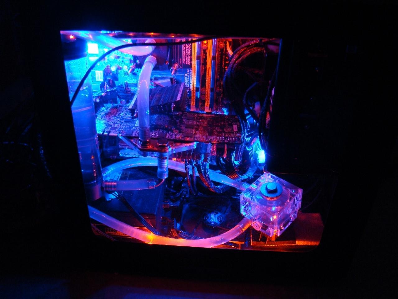 [09/02/2010] PCGH Extreme: Projekt Blue Orange (CM690 Modding) (86)