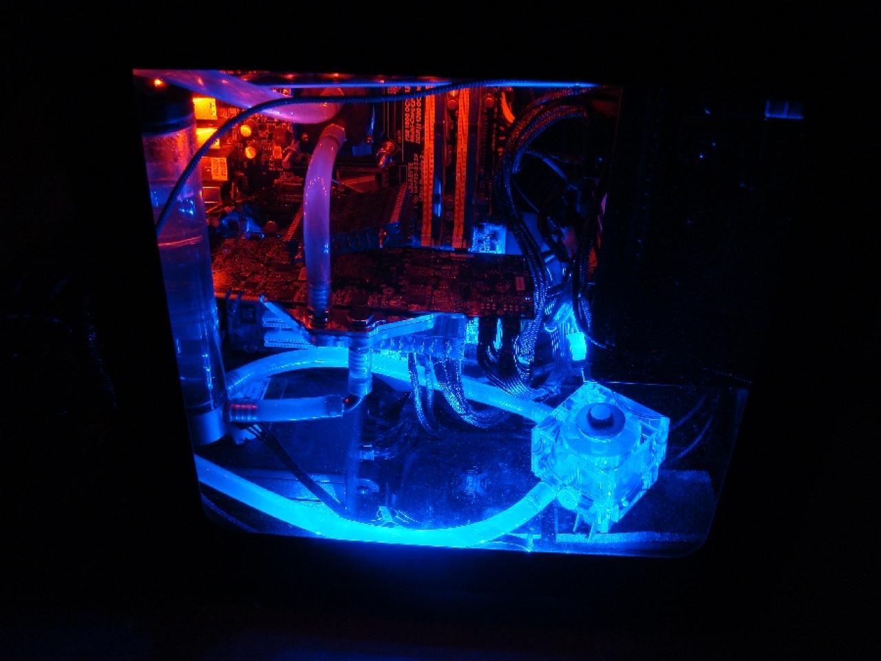 [09/02/2010] PCGH Extreme: Projekt Blue Orange (CM690 Modding) (84)
