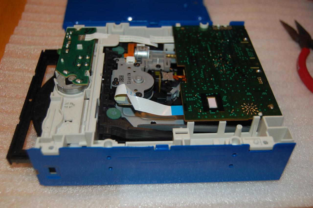 [05/02/2010] NobLorRos in Aktion: Casemod Little Black Blue (17)