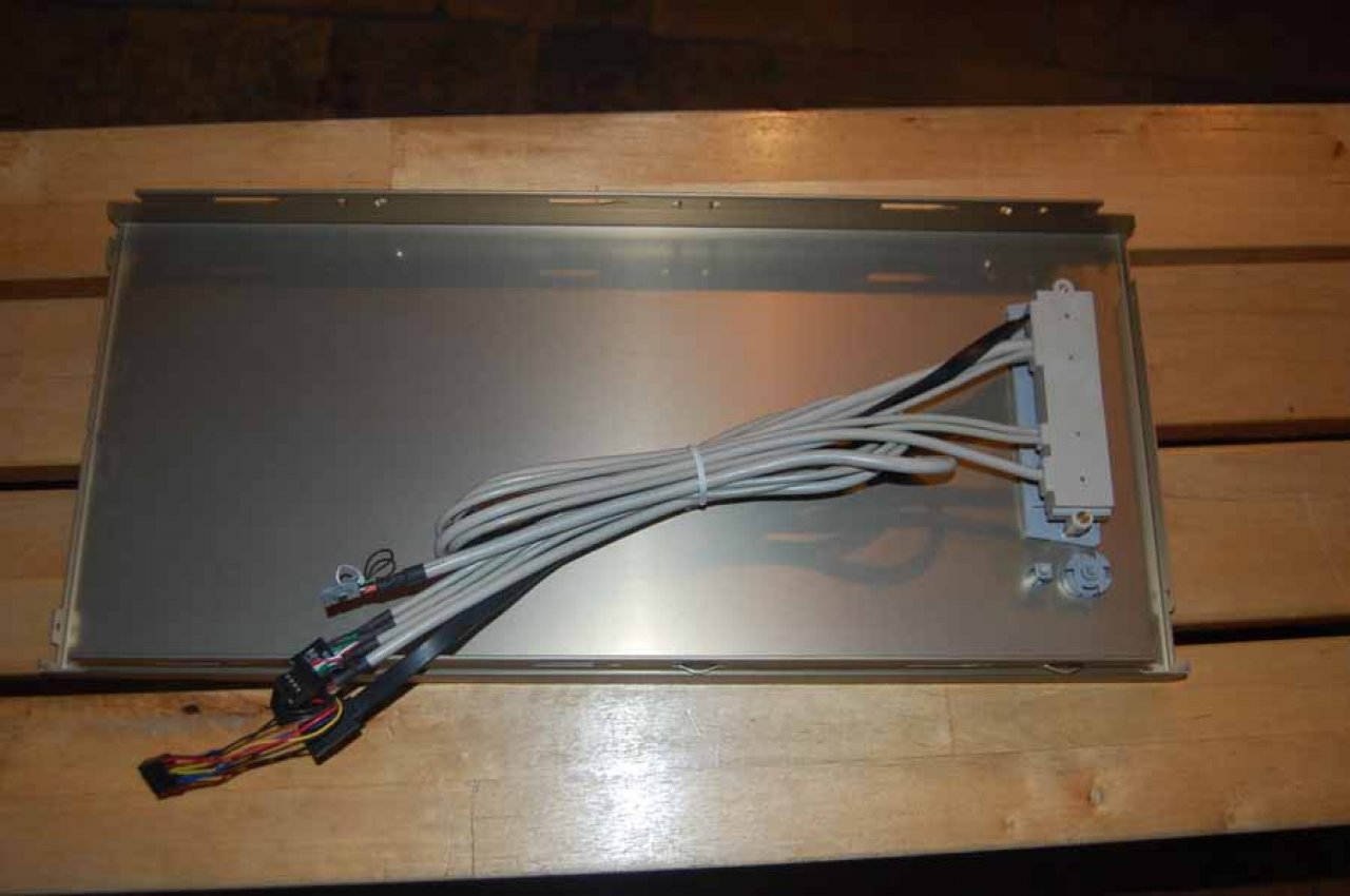 [19/02/2010] Tagebuch des Wahninns: PCGH-Casemod von NobLorRos - Update (12)