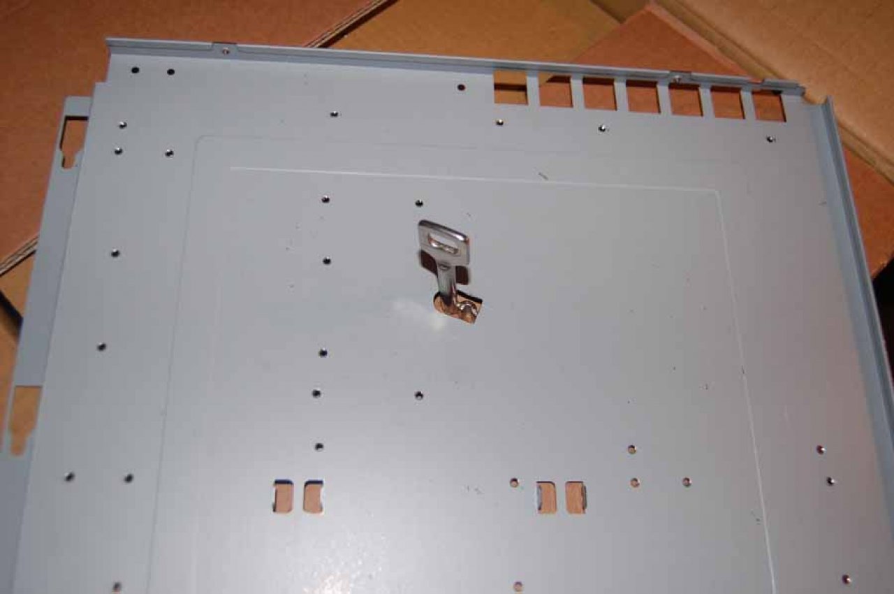 [19/02/2010] Tagebuch des Wahninns: PCGH-Casemod von NobLorRos - Update (16)