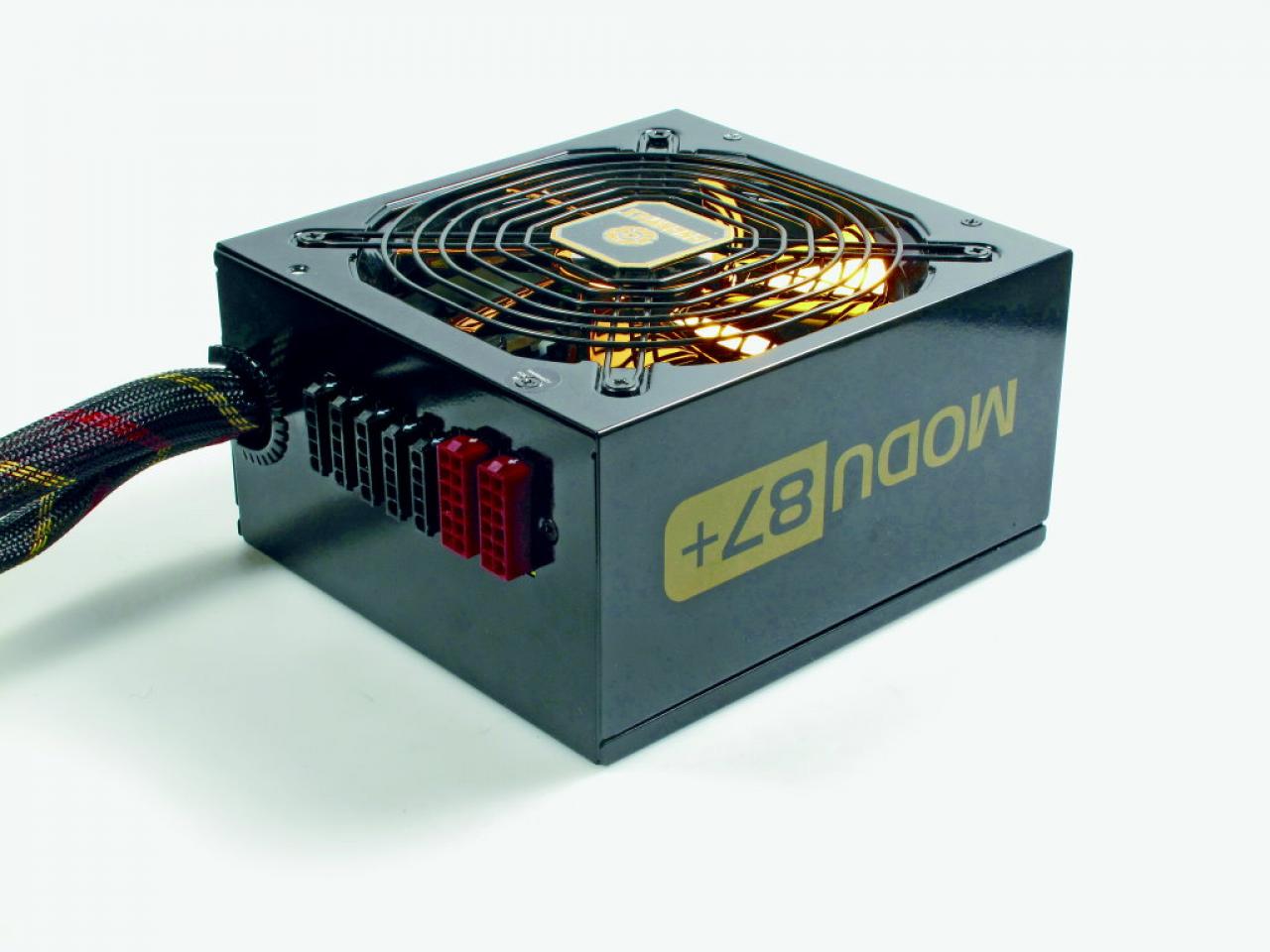 [18/02/2010] Netzteil-Test: Enermax Modu 87+ mit 700W