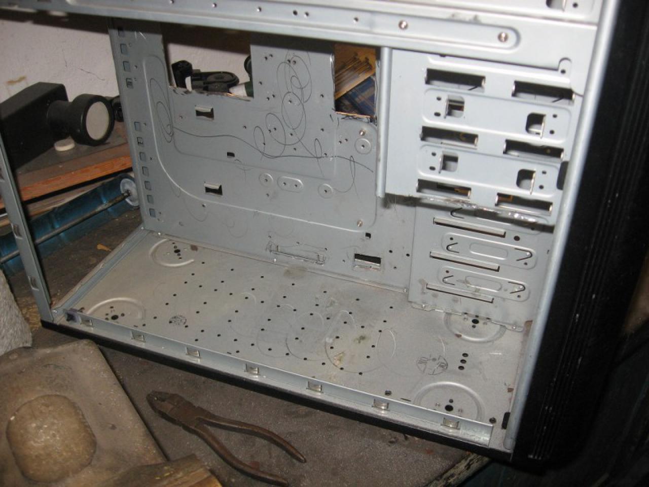 [15/02/2010] Schizophrenes Casemod-Tagebuch: 