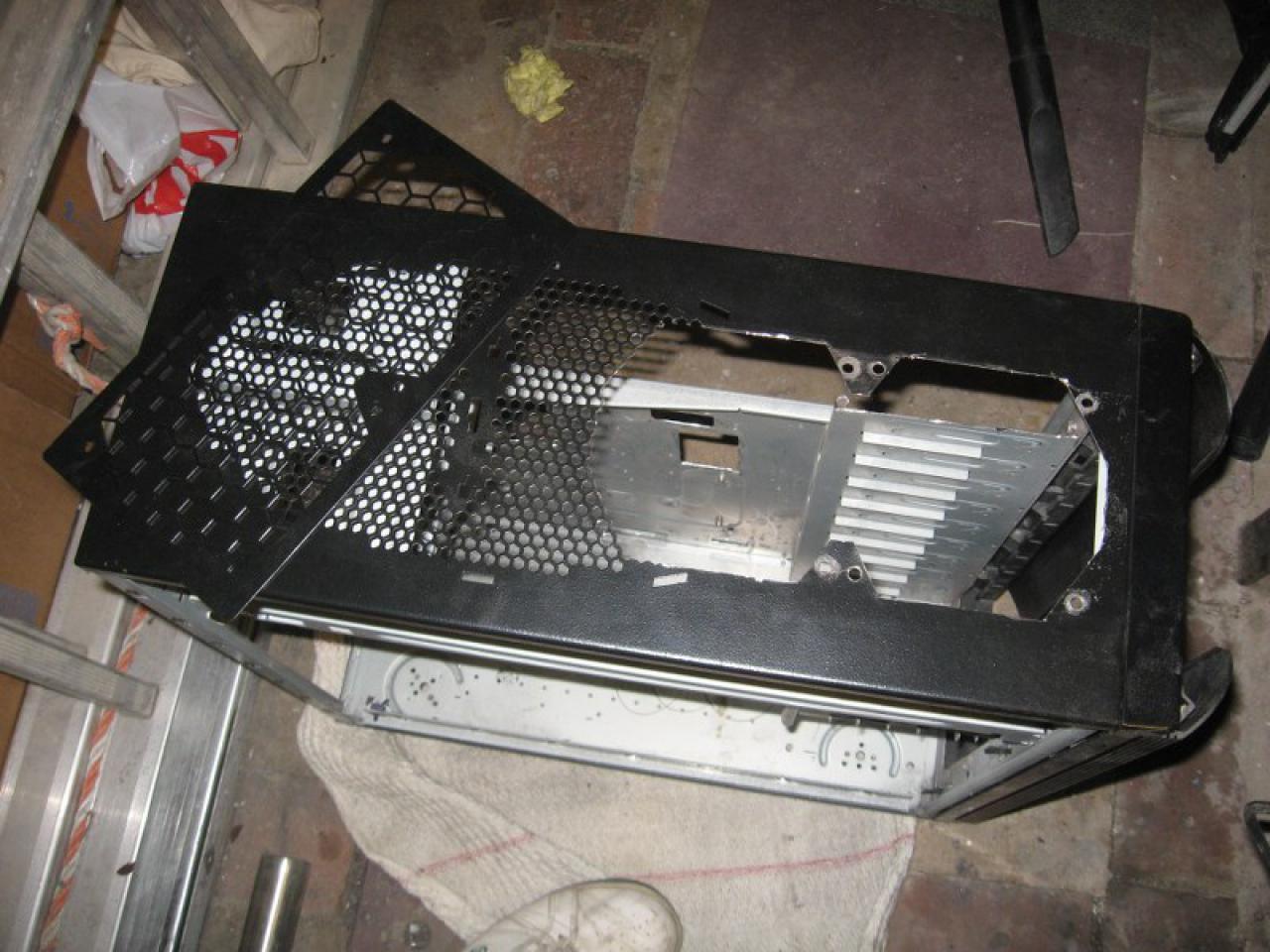 [15/02/2010] Schizophrenes Casemod-Tagebuch: 