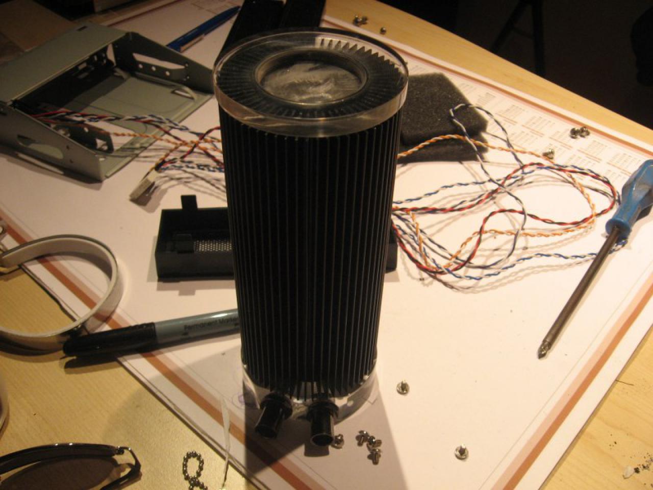[15/02/2010] Schizophrenes Casemod-Tagebuch: 