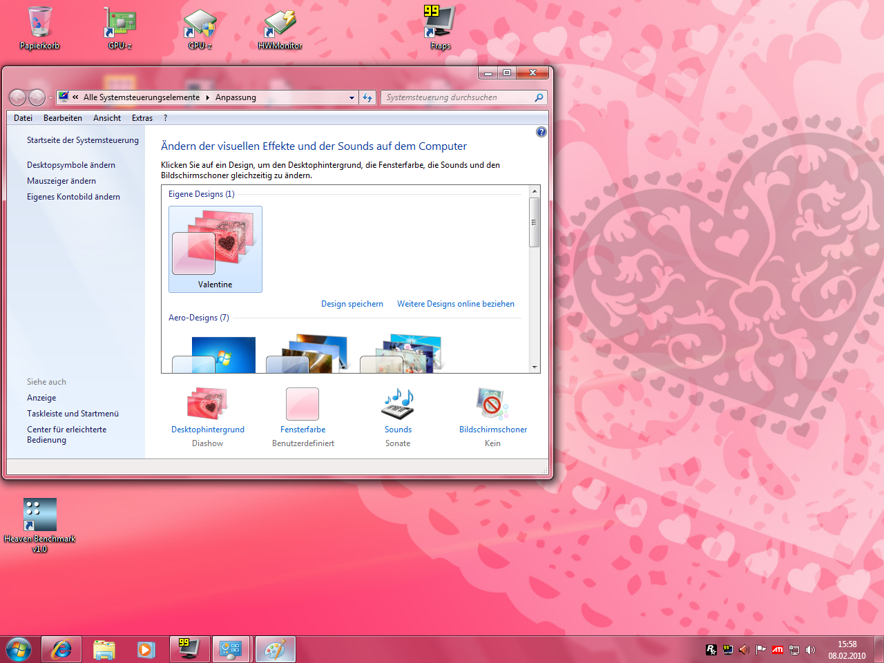 [08/02/2010] Auf der Taskleiste von Windows 7 werden mehrere geöffnete Programme in einem Icon gruppiert.