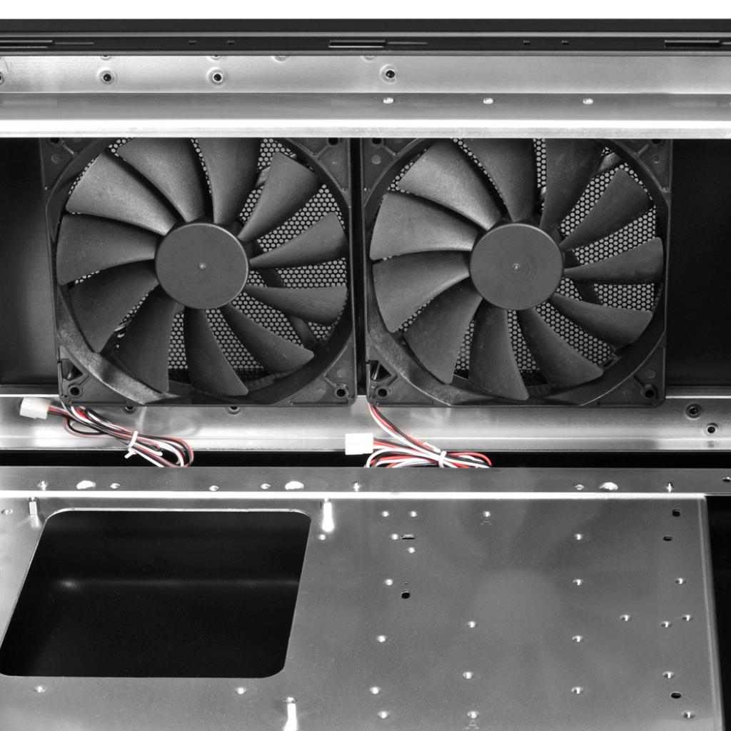 [11/02/2010] Lian Li PC-A77F Big-Tower (4)