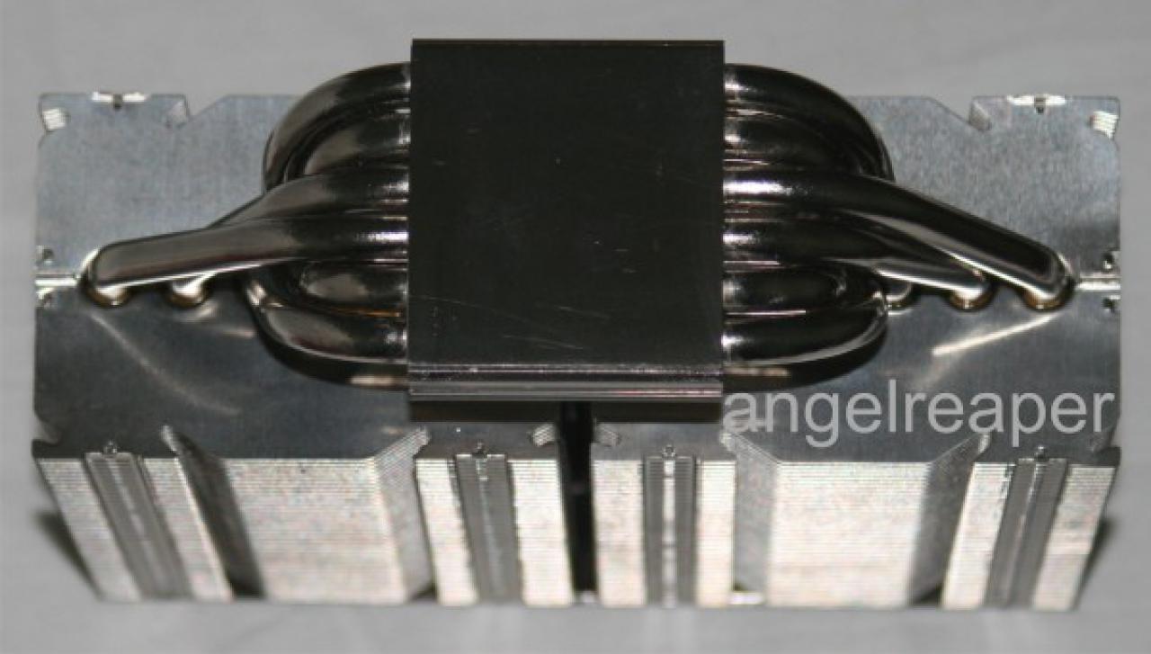 [18/02/2010] Prolimatech Armageddon: Erste Bilder des neuen CPU-Kühlers (6)