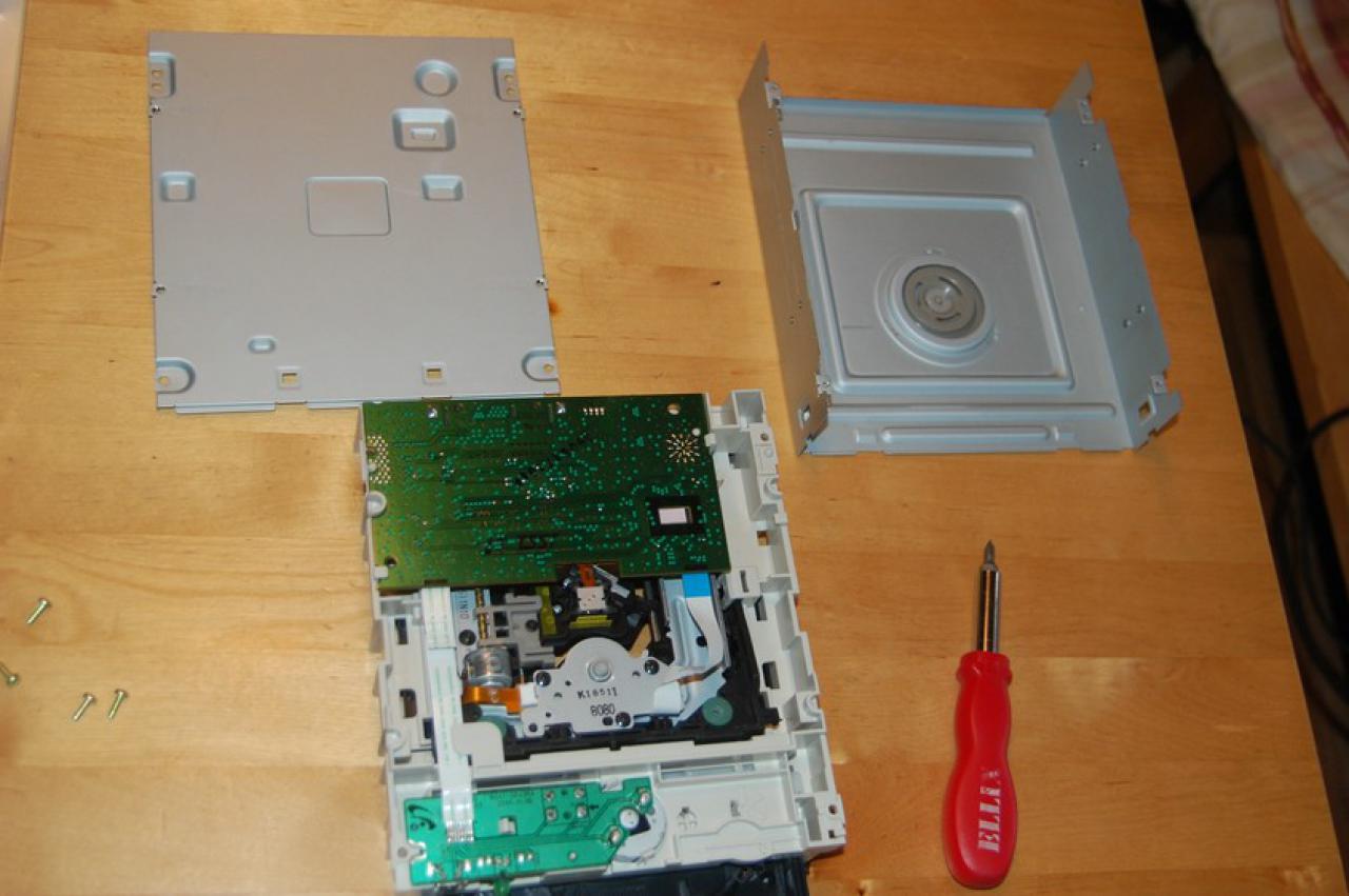 [05/02/2010] NobLorRos in Aktion: Casemod Little Black Blue (7)