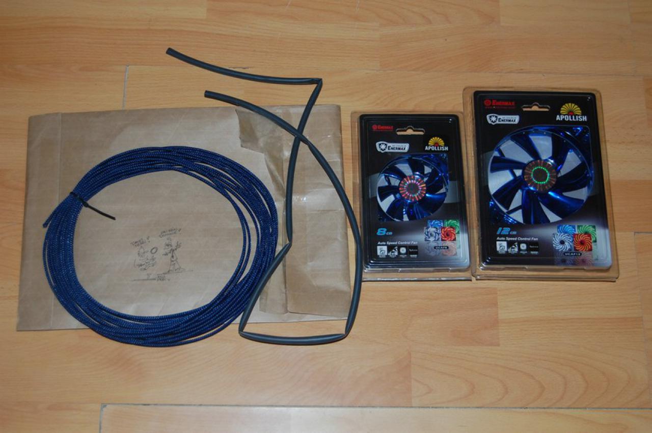 [05/02/2010] NobLorRos in Aktion: Casemod Little Black Blue (9)