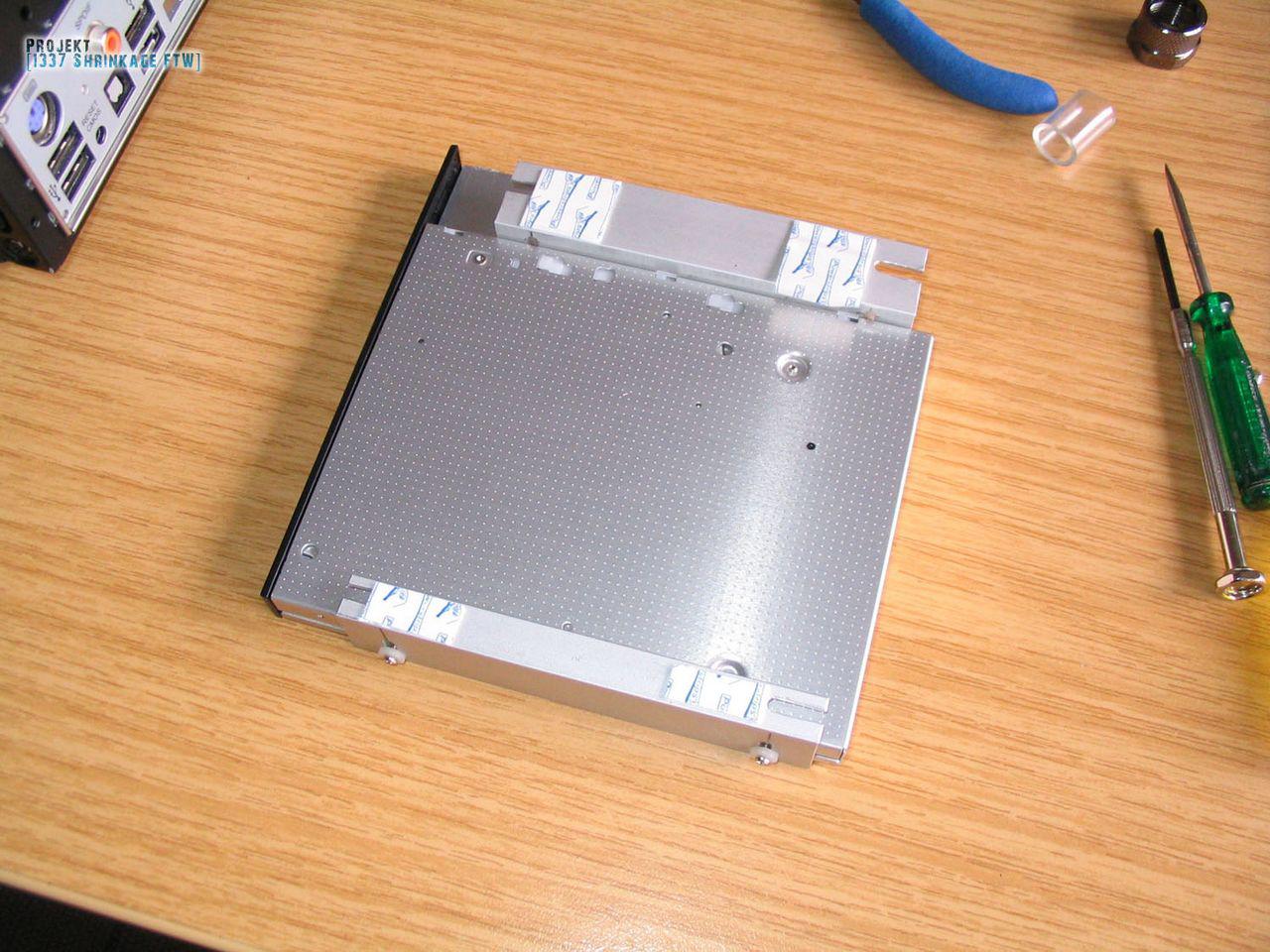 [19/02/2010] Core-i7-Mini-PC mit interner Wasserkühlung (2)