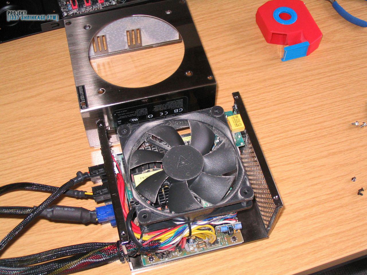 [19/02/2010] Core-i7-Mini-PC mit interner Wasserkühlung (3)