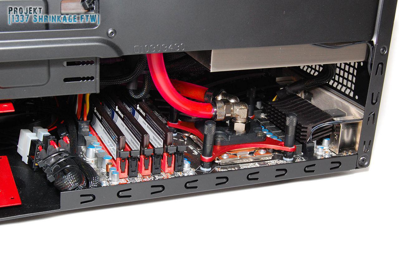 [19/02/2010] Core-i7-Mini-PC mit interner Wasserkühlung (13)