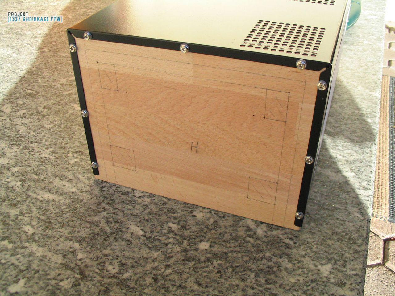 [19/02/2010] Core-i7-Mini-PC mit interner Wasserkühlung (32)
