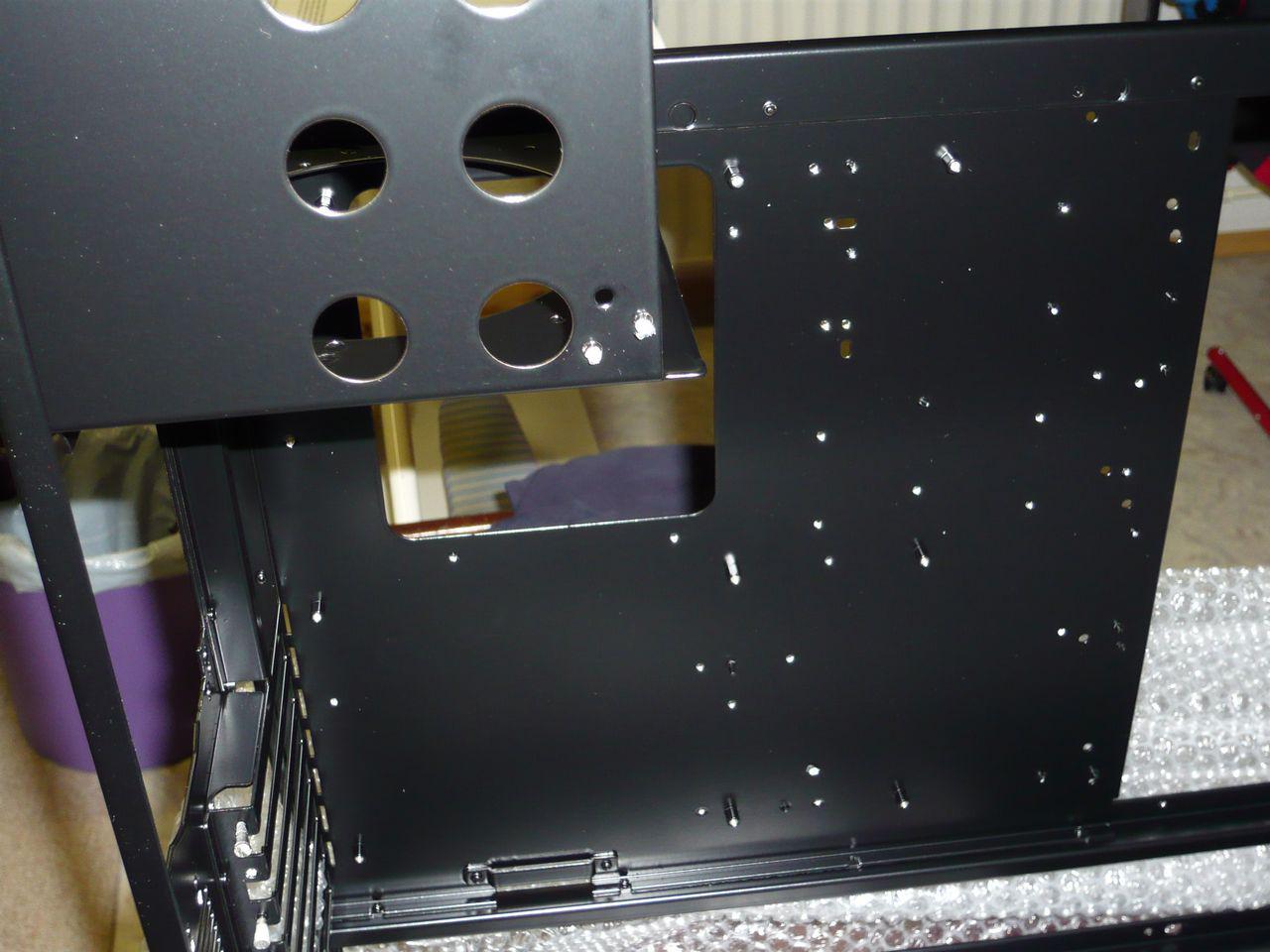 [17/02/2010] Lian-Li-Casemod in Bienen-Optik (36)