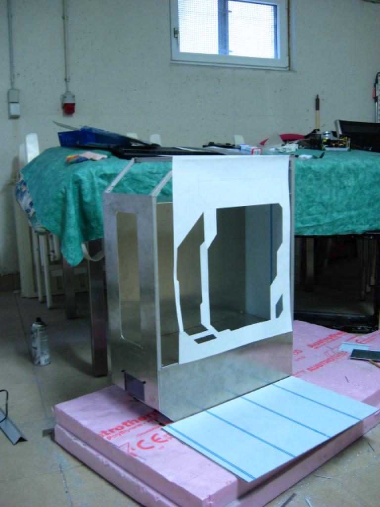 [05/02/2010] Schrauber-Projekt: Luxuriöses Gehäuse im Eigenbau (39)