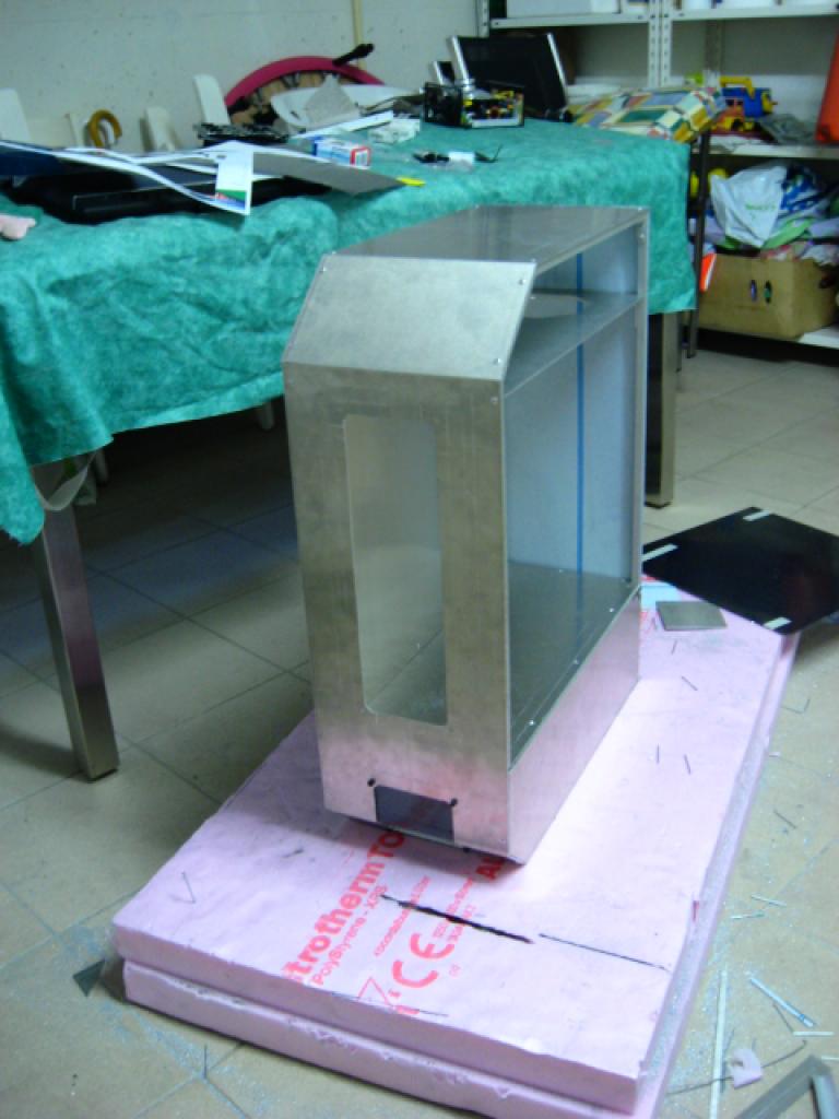 [05/02/2010] Schrauber-Projekt: Luxuriöses Gehäuse im Eigenbau (40)