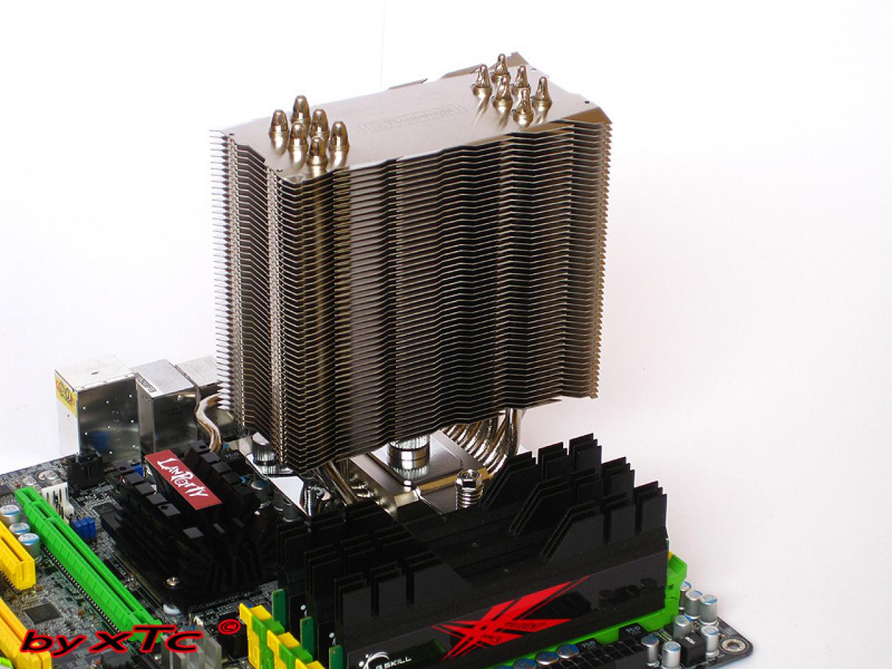 [19/02/2010] PCGHX-Review: Neun High-End-Kühler im Test (41)