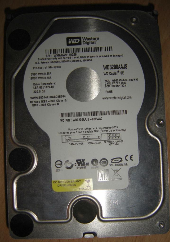 [19/02/2010] Schrauber-Projekt: Pseudo-HTPC in Schwarz/Rot-Optik (69)