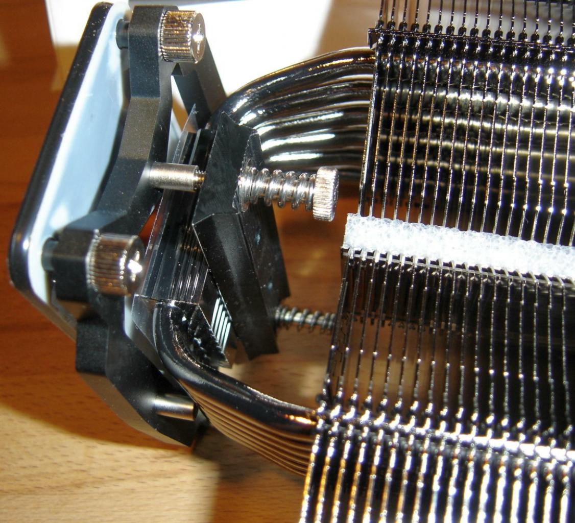 [19/02/2010] Schrauber-Projekt: Pseudo-HTPC in Schwarz/Rot-Optik (73)