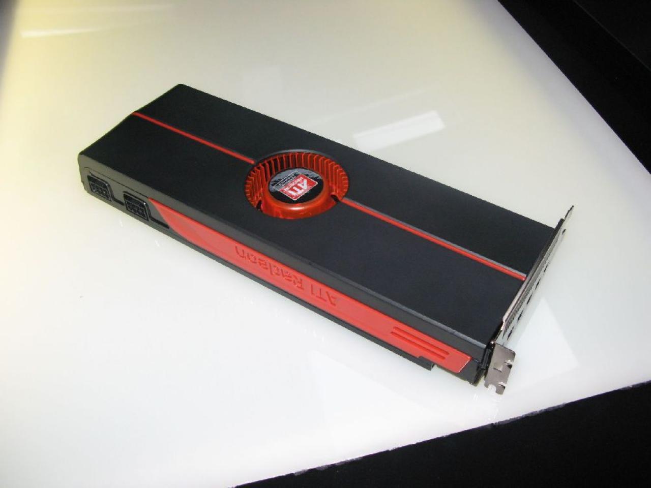 [04/03/2010] XFX Ati Radeon HD 5970 Black Edition Limited (1)