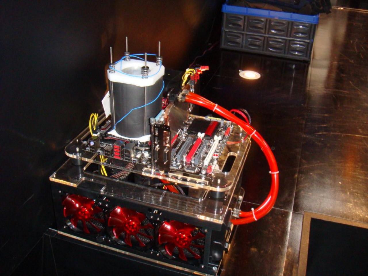 [10/03/2010] Cebit 2010: Die schönsten Casemods und Show-PCs aus Hannover (5)