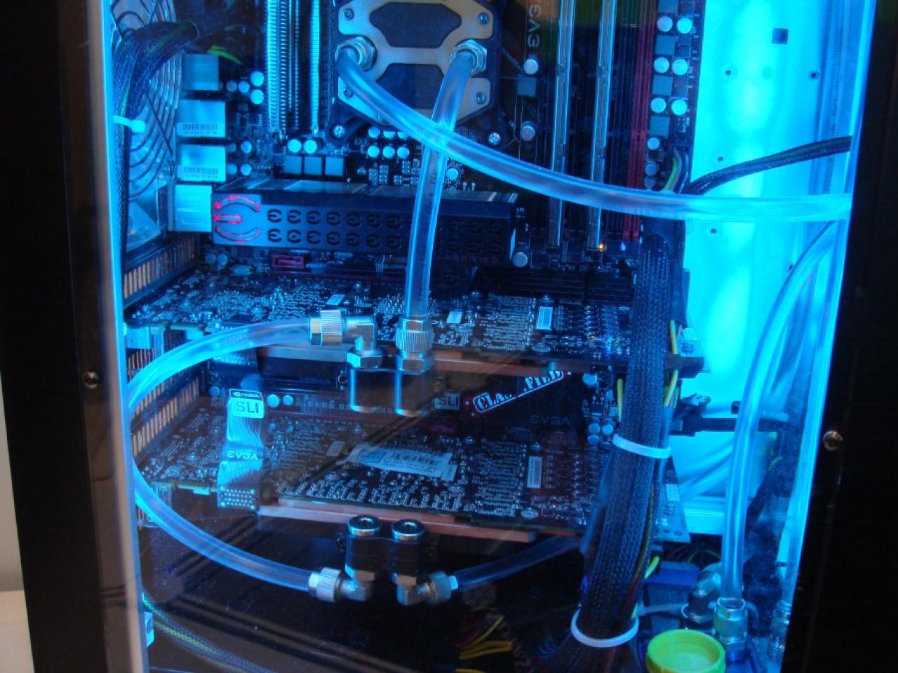 [10/03/2010] Cebit 2010: Die schönsten Casemods und Show-PCs aus Hannover (9)
