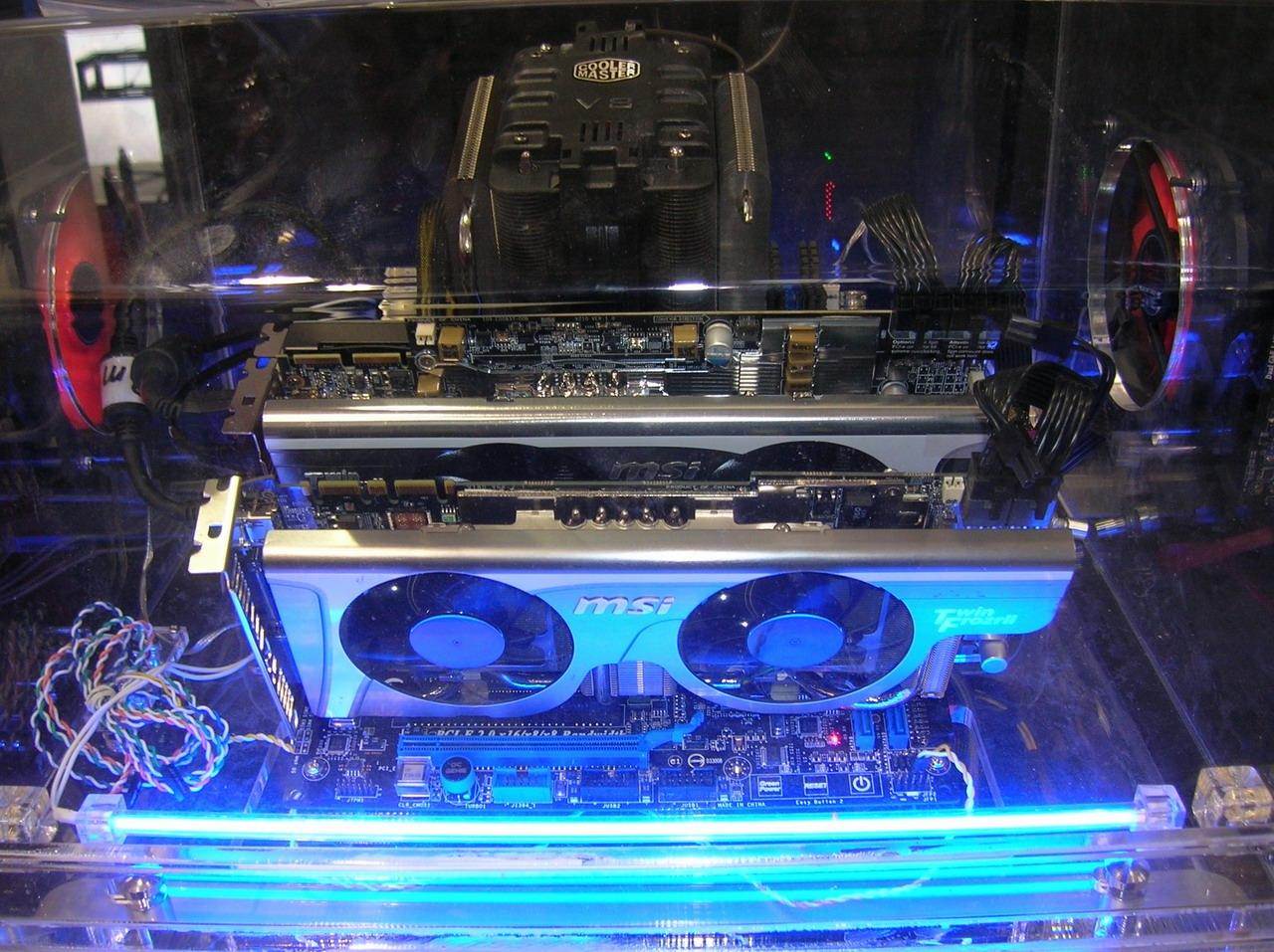 [10/03/2010] Cebit 2010: Die schönsten Casemods und Show-PCs aus Hannover (1)
