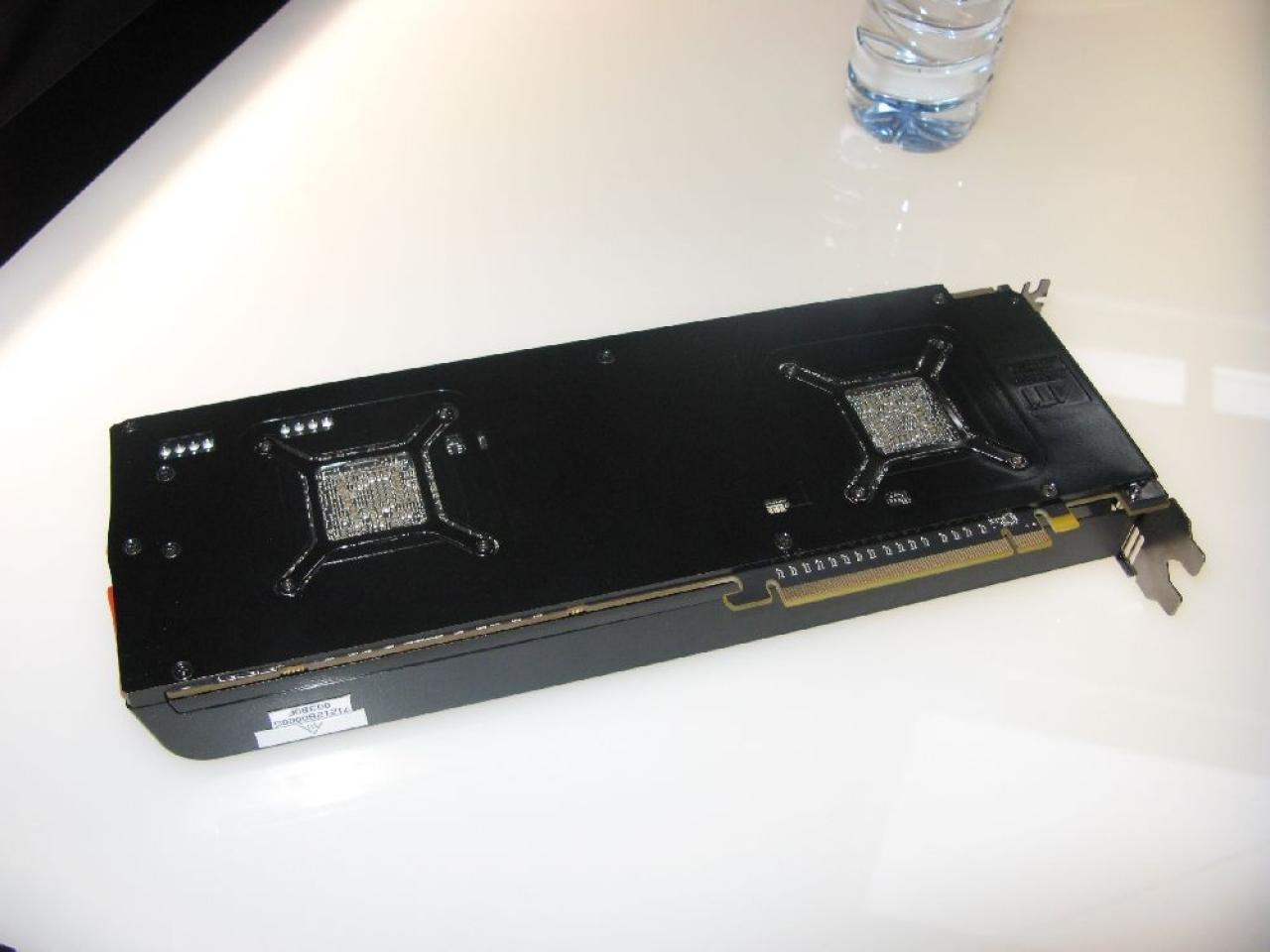 [04/03/2010] XFX Ati Radeon HD 5970 Black Edition Limited (2)