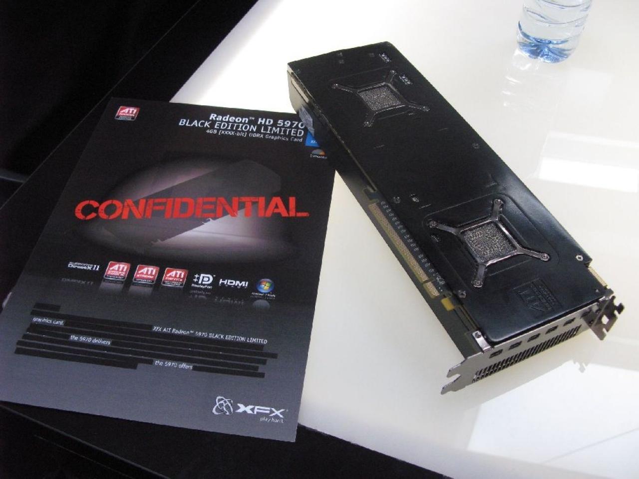 [04/03/2010] XFX Ati Radeon HD 5970 Black Edition Limited (4)